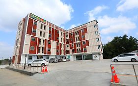 Triple Trees Hotel