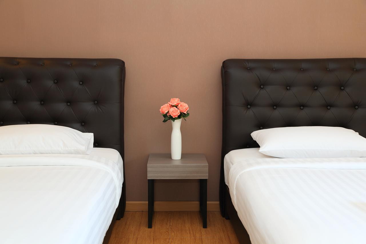 Triple Trees Hotel Pathum Thani Exterior photo